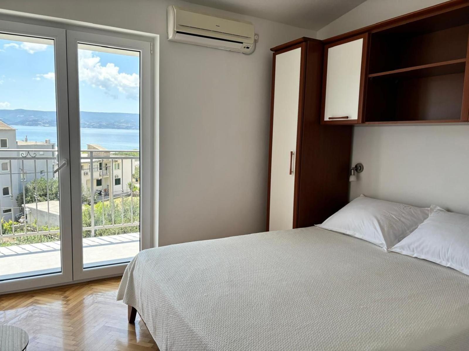 Apartments And Rooms Nikola Omiš Exterior foto